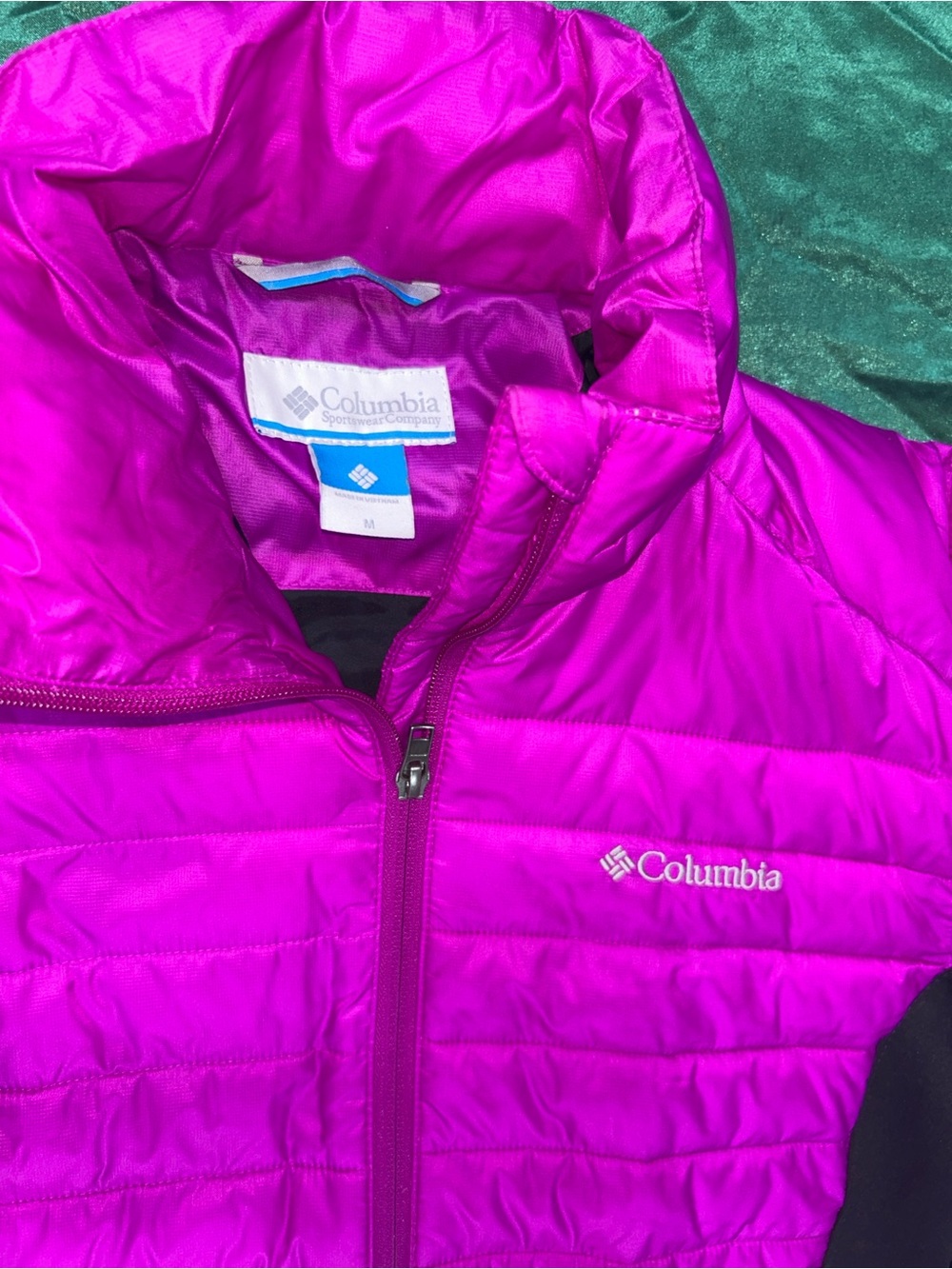 Columbia Magenta Packable Puffer Jacket